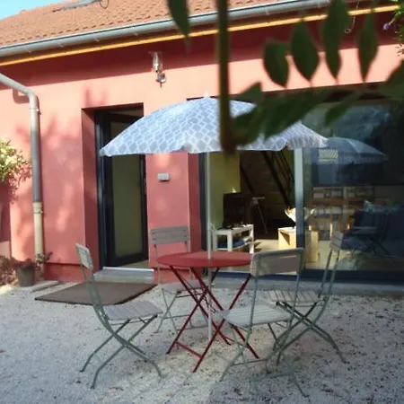 Duplex Centre Clim Et Parking *